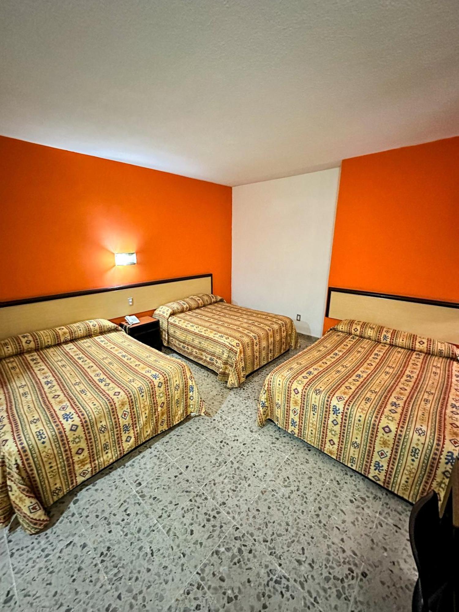 Hotel Montreal León Kültér fotó