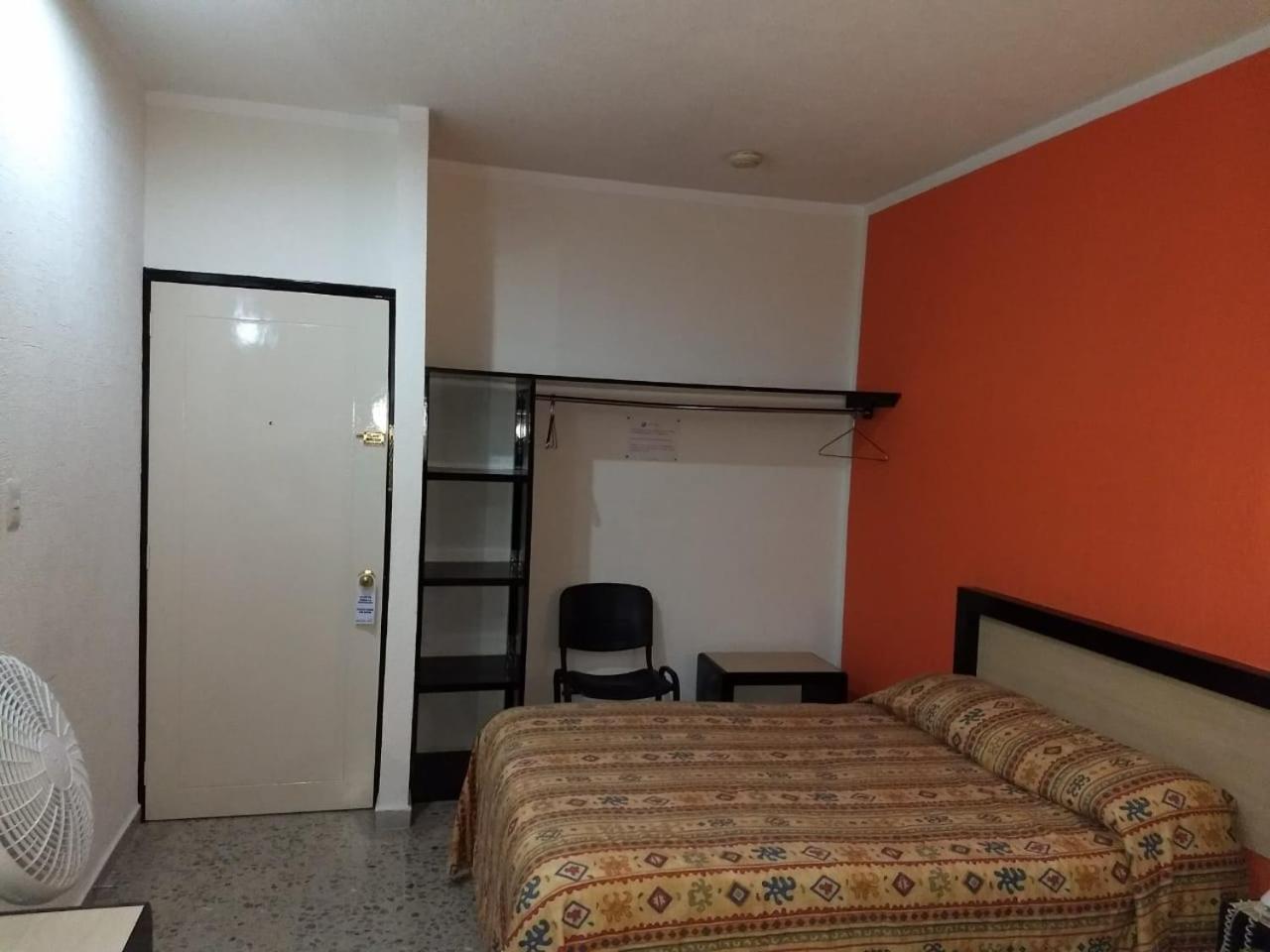 Hotel Montreal León Kültér fotó