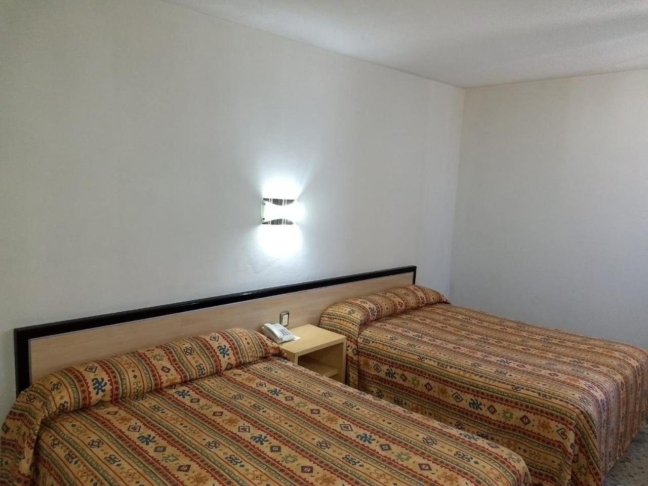 Hotel Montreal León Kültér fotó