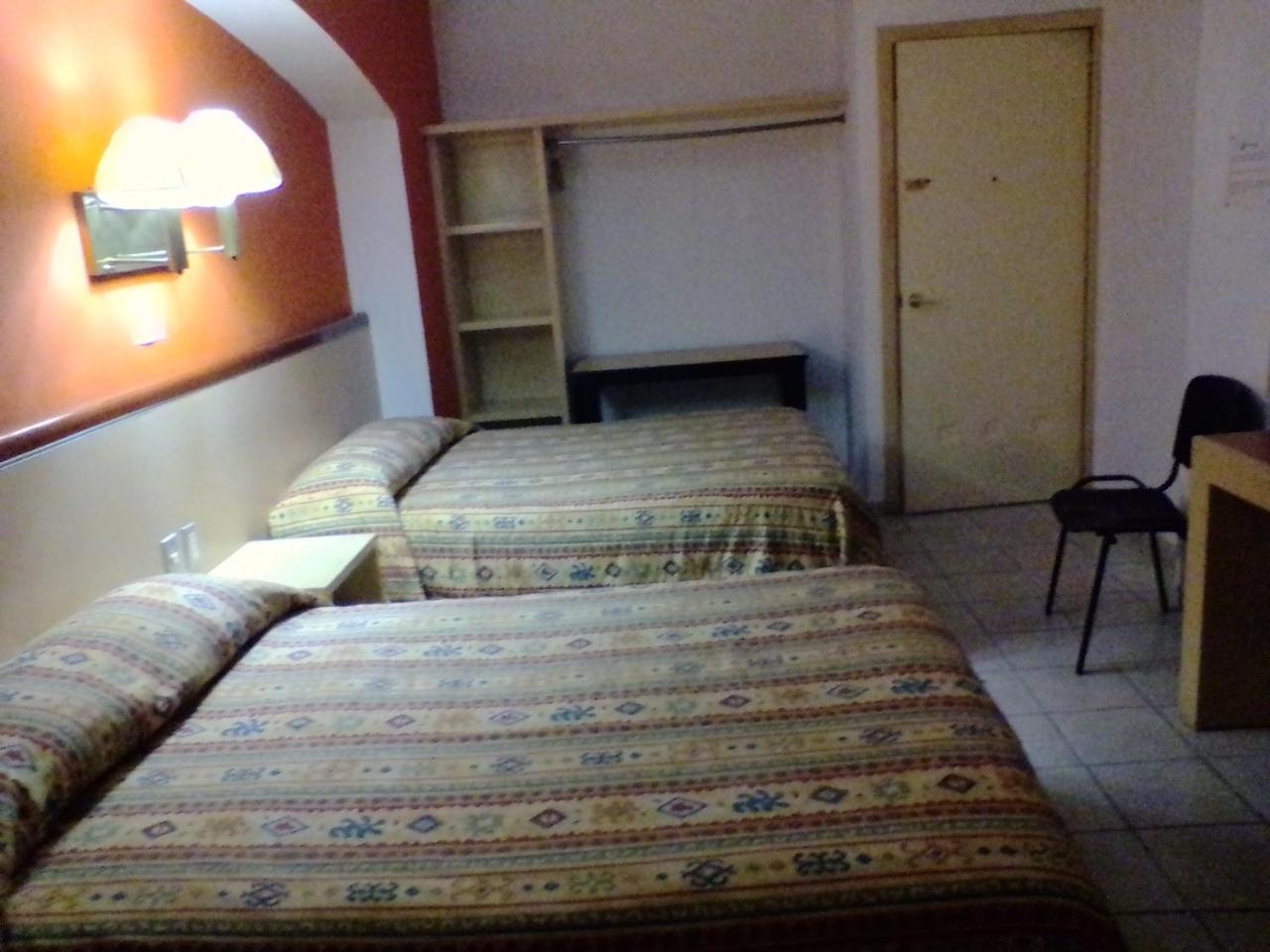 Hotel Montreal León Kültér fotó